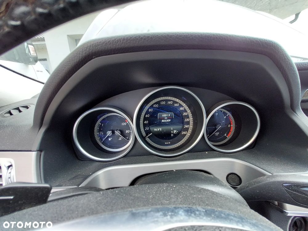Mercedes-Benz Klasa E 200 BlueTEC 7G-TRONIC Avantgarde - 7