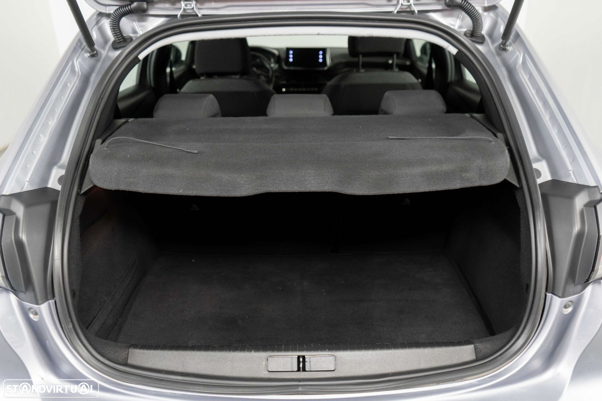 Peugeot 208 1.2 PureTech Active Pack - 11