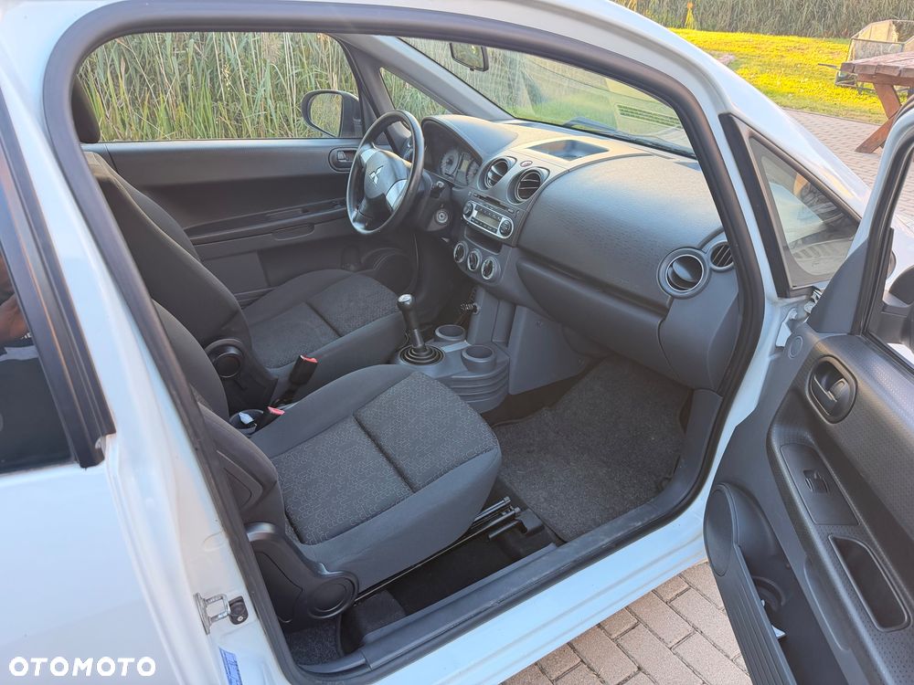 Mitsubishi Colt 1.1 Inform EU5 - 5
