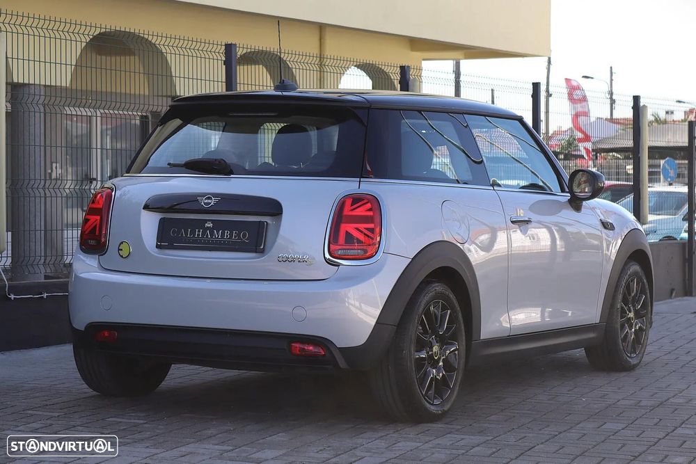 MINI 3 Portas Cooper SE Essential - 3