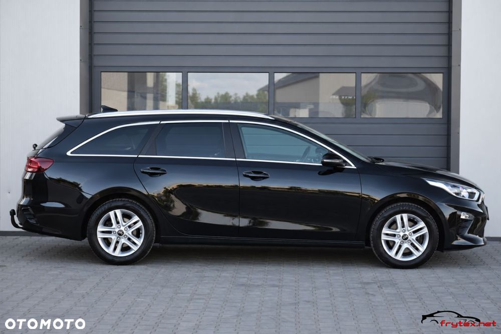 Kia Ceed - 4