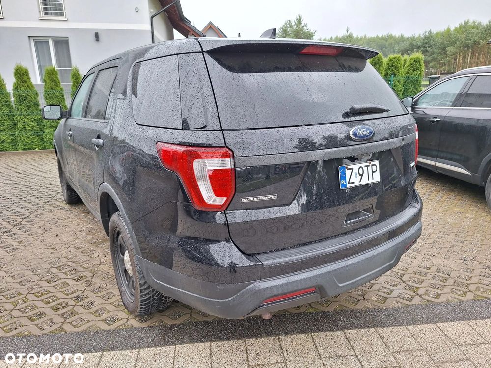 Ford Explorer - 4