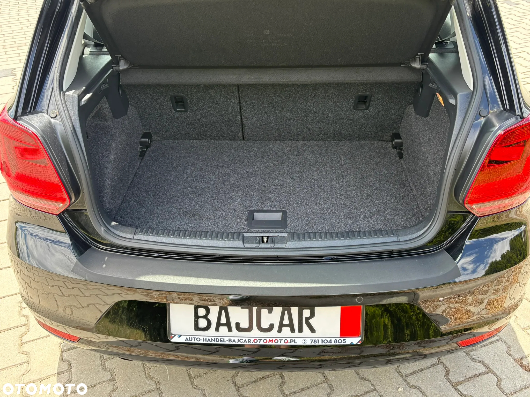 Volkswagen Polo 1.2 TSI Black/Silver Edition - 11
