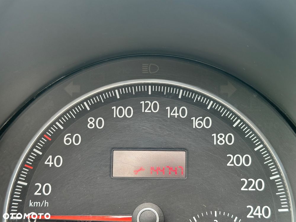 Volkswagen New Beetle 1.6 - 20