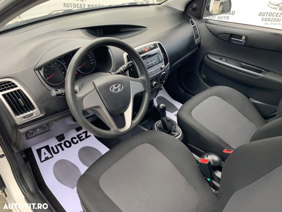 Hyundai i20 1.2 Comfort - 9