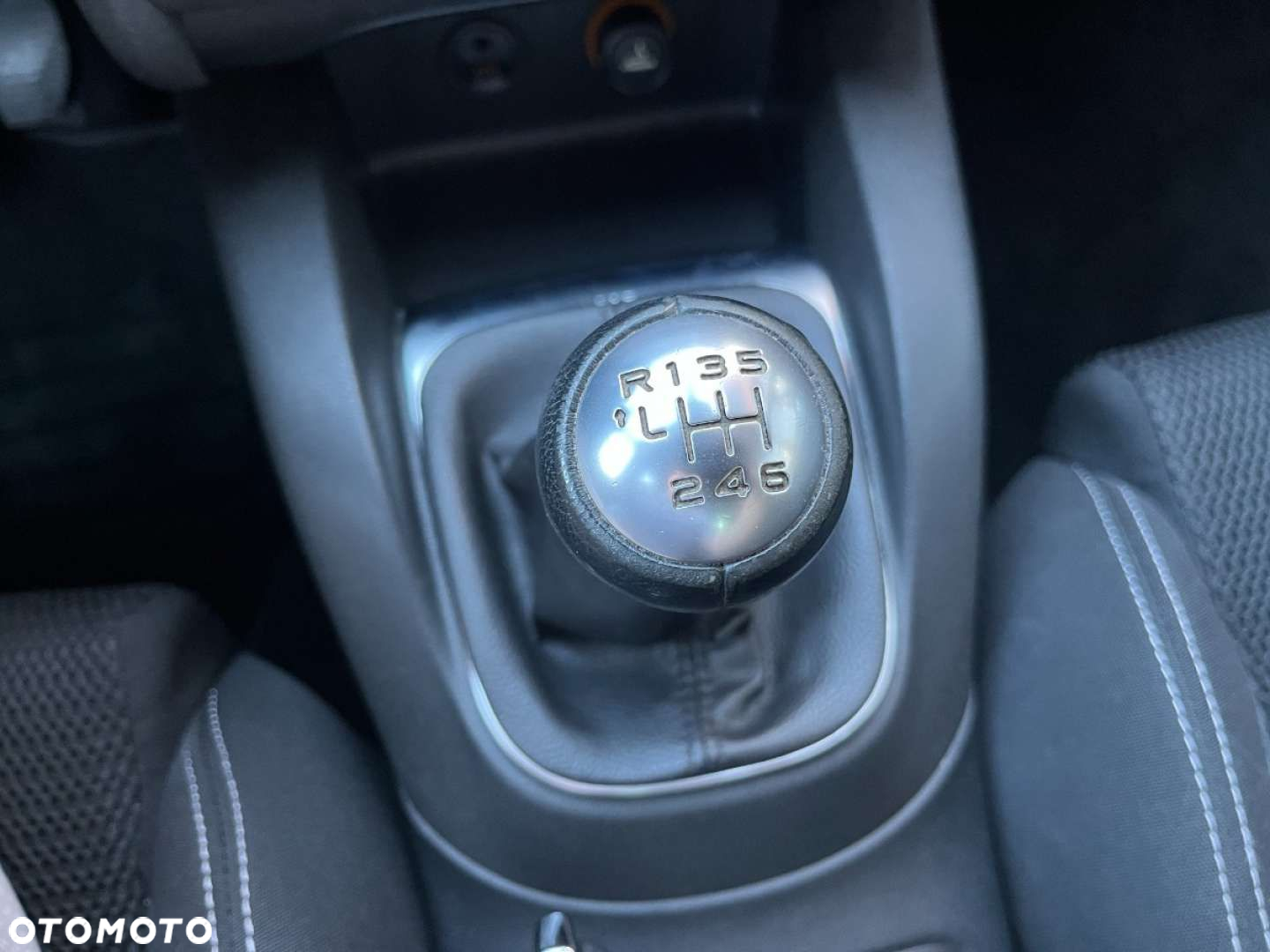 Citroën C4 PureTech 130 Stop&Start PLUS - 15