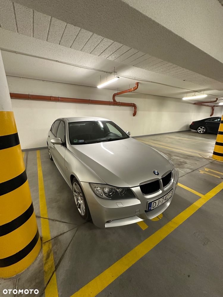 BMW Seria 3 320i - 1