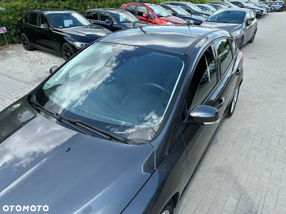 Ford Focus - 30
