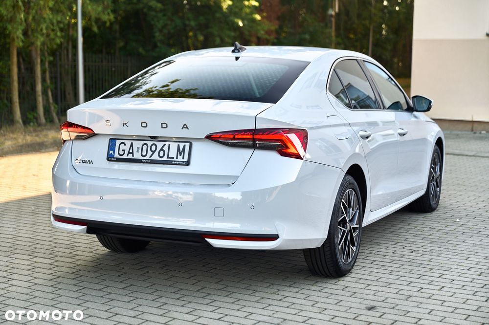 Skoda Octavia 2.0 TDI Selection - 12