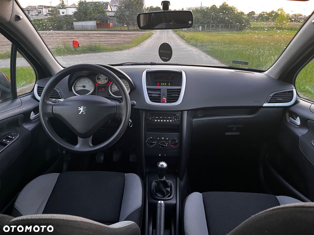 Peugeot 207 - 20