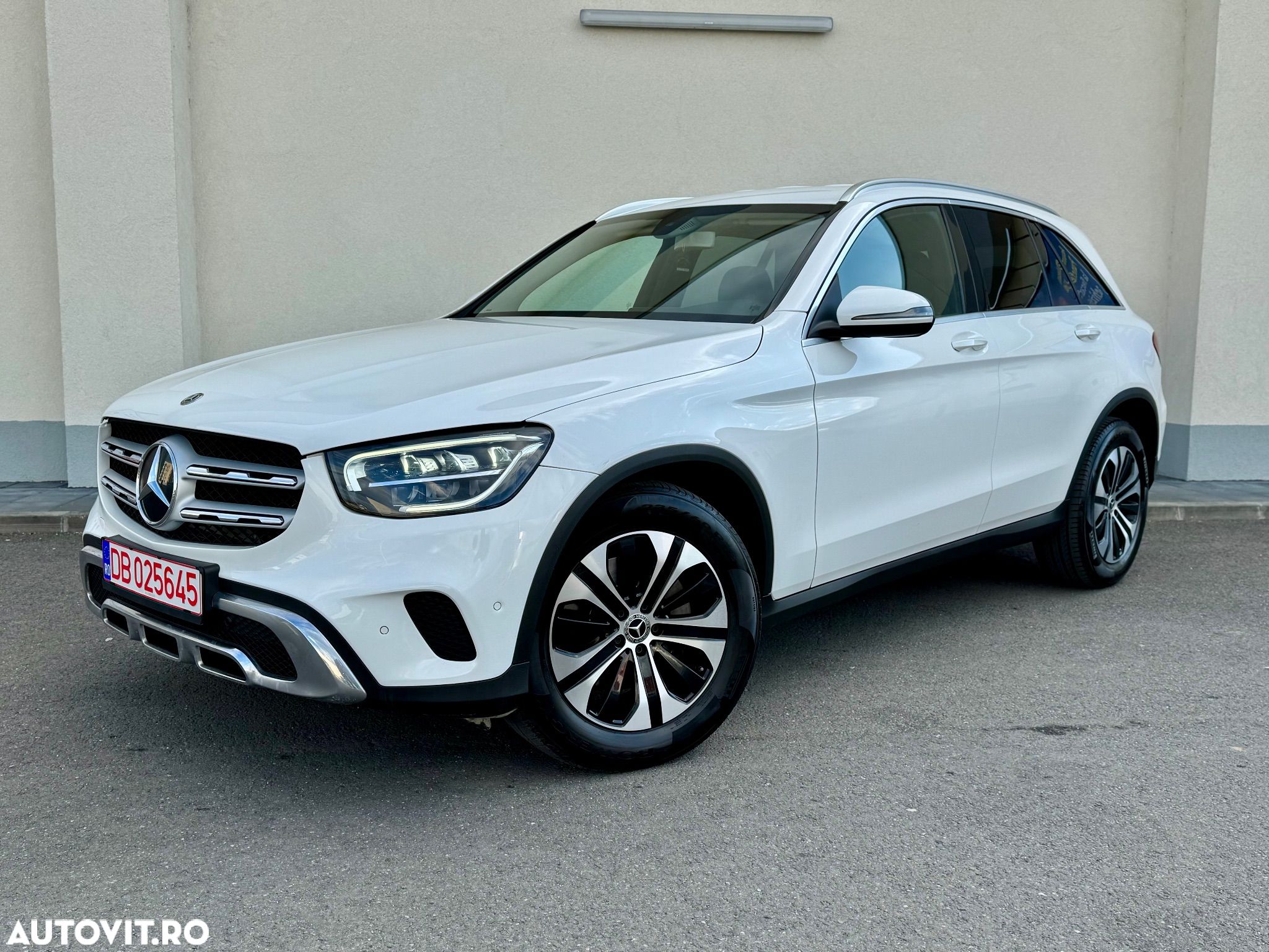 Mercedes-Benz GLC 220 d 4MATIC - 1