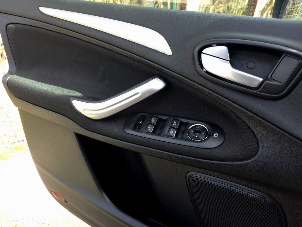 Ford S-Max 2.0 TDCi Trend - 23