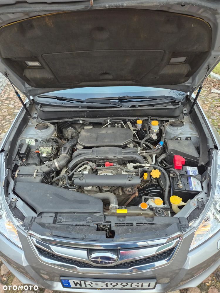 Subaru Legacy 2.0R Comfort - 9