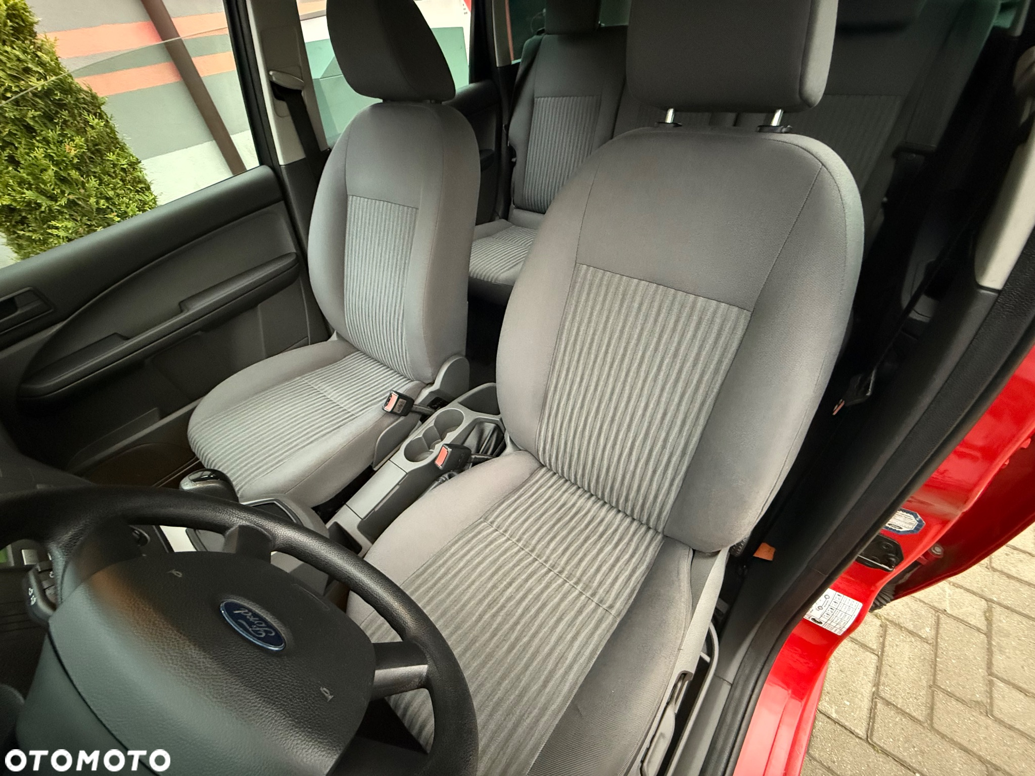 Ford C-MAX - 11