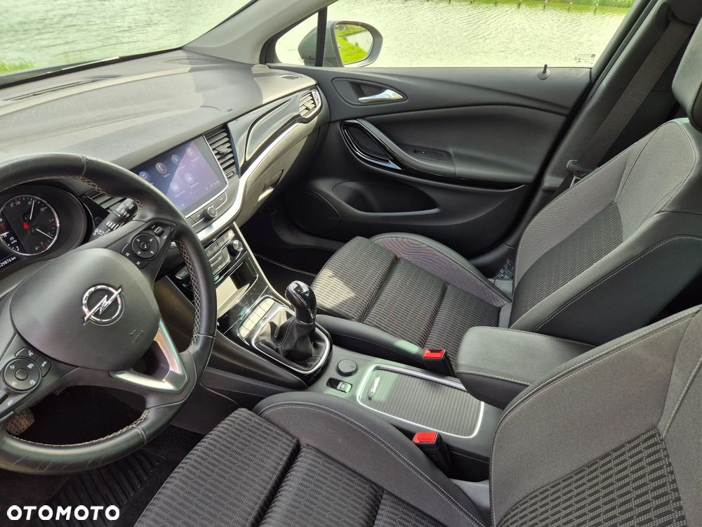 Opel Astra 1.5 D Start/Stop Business Elegance - 3