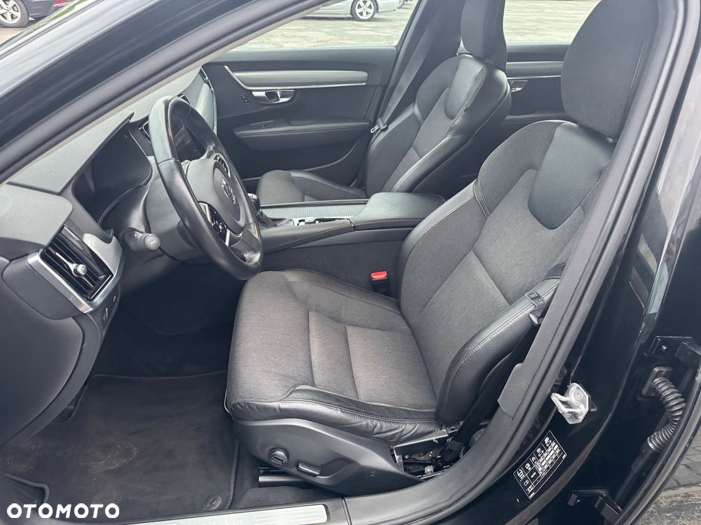 Volvo V90 D4 Geartronic Momentum Pro - 6