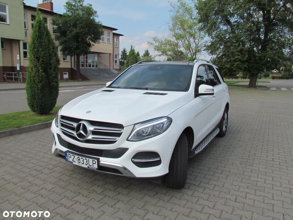 Mercedes-Benz GLE - 1