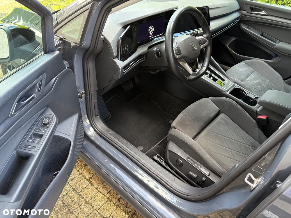 Volkswagen Golf 2.0 TDI BlueMotion Technology DSG Lounge - 2