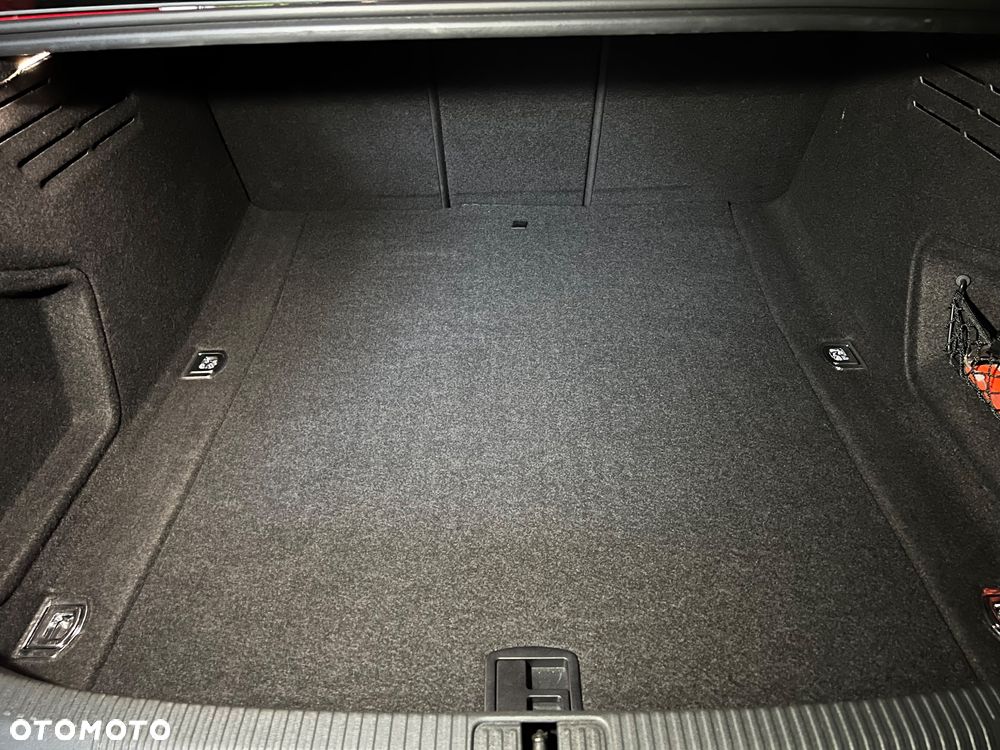 Audi A4 Limousine 35 TFSI mHEV S Line S tronic - 28