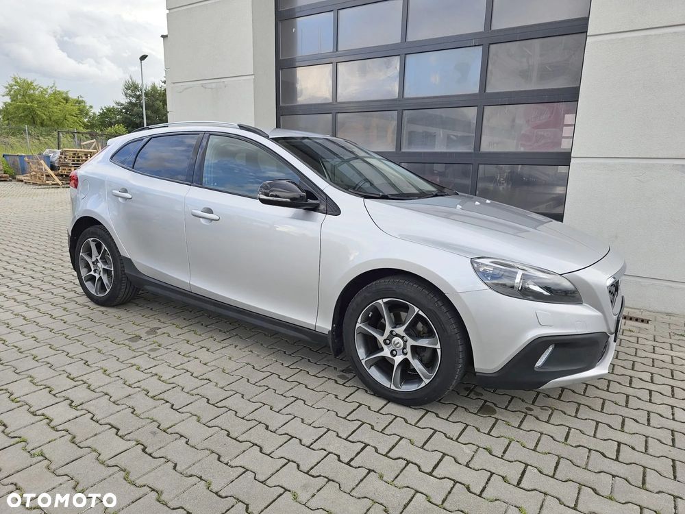 Volvo V40 Cross Country D2 Summum - 10
