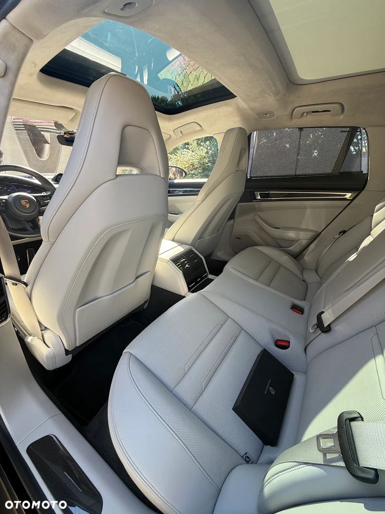 Porsche Panamera 4S E-Hybrid - 22