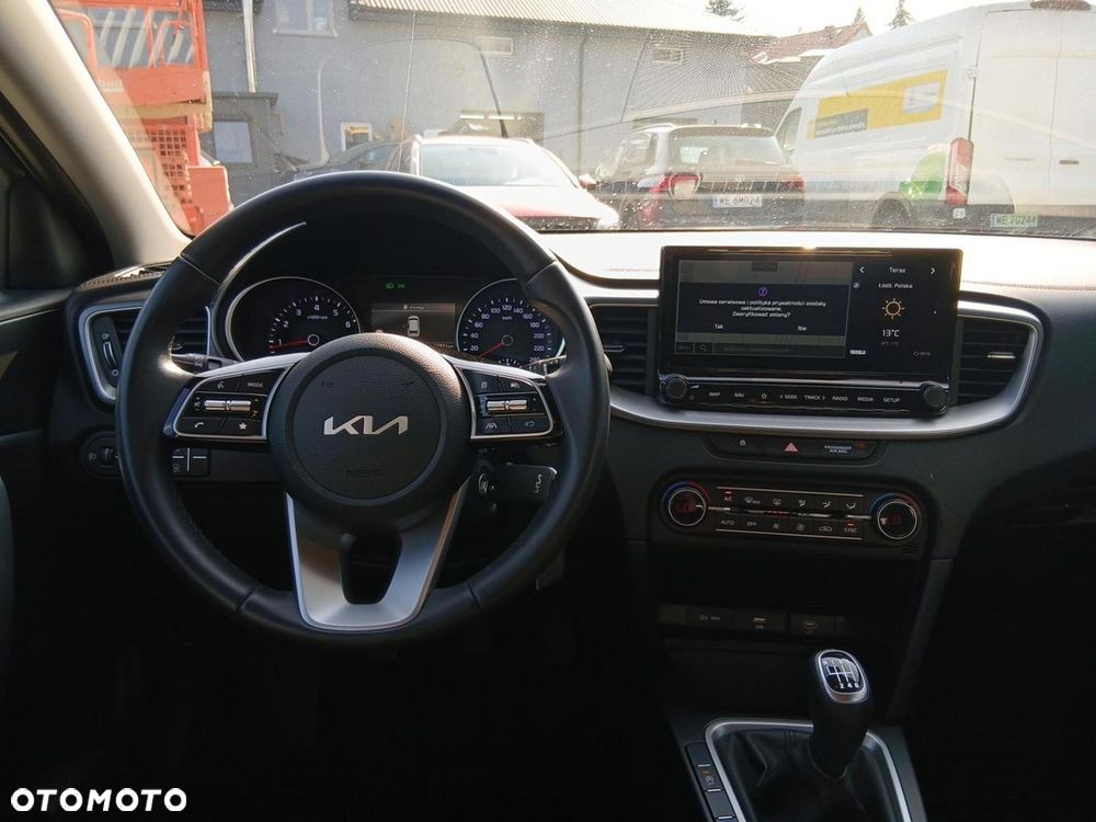 Kia Ceed - 14