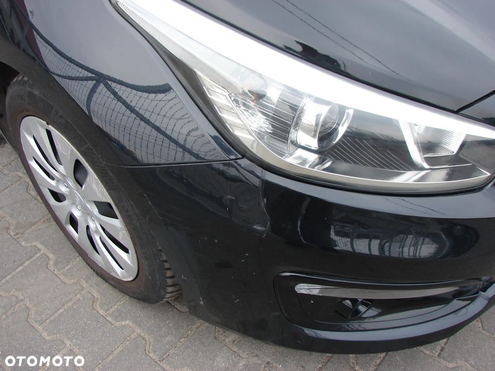 Kia Ceed 1.6 CRDi M - 11