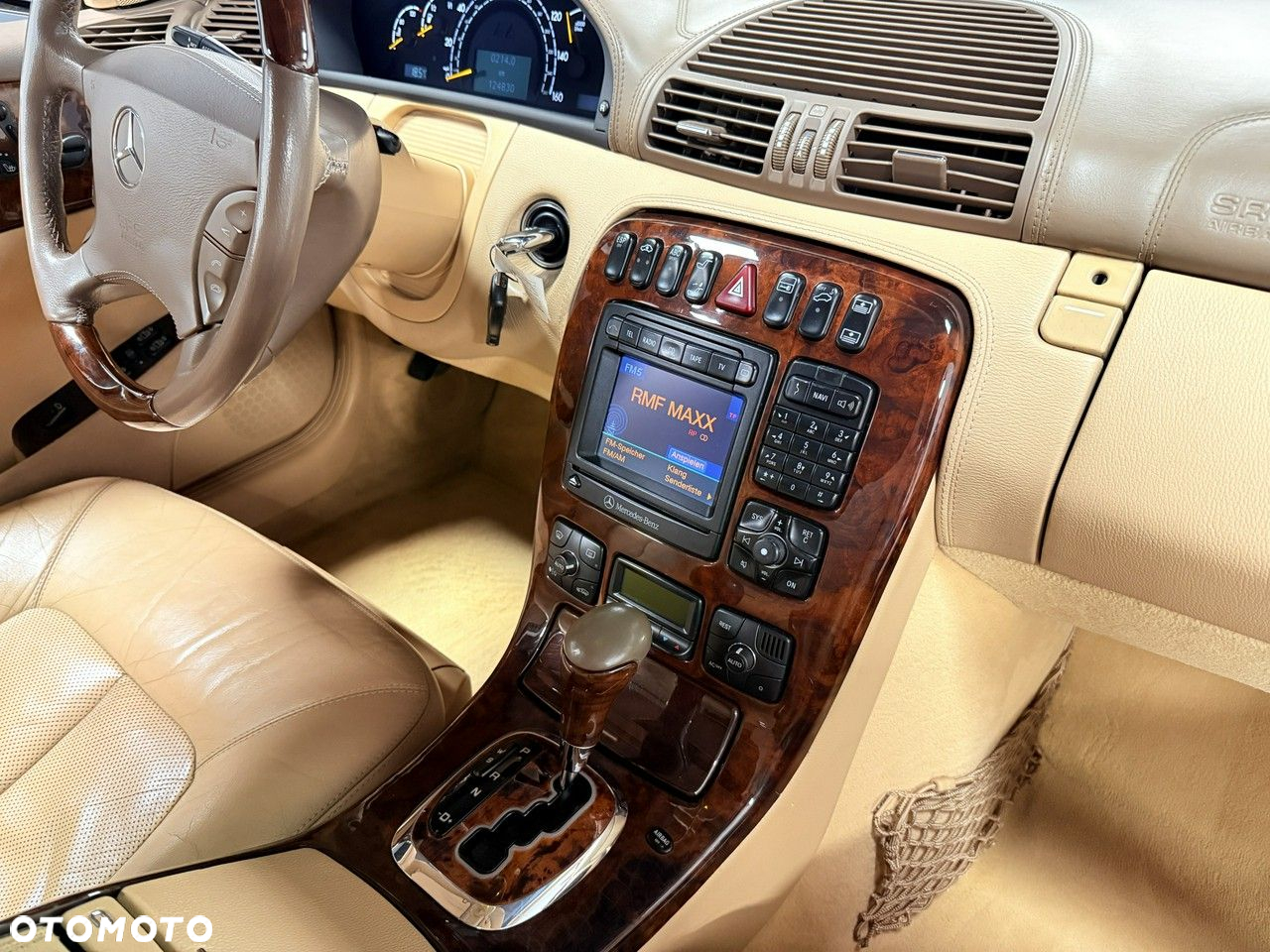 Mercedes-Benz CL - 25