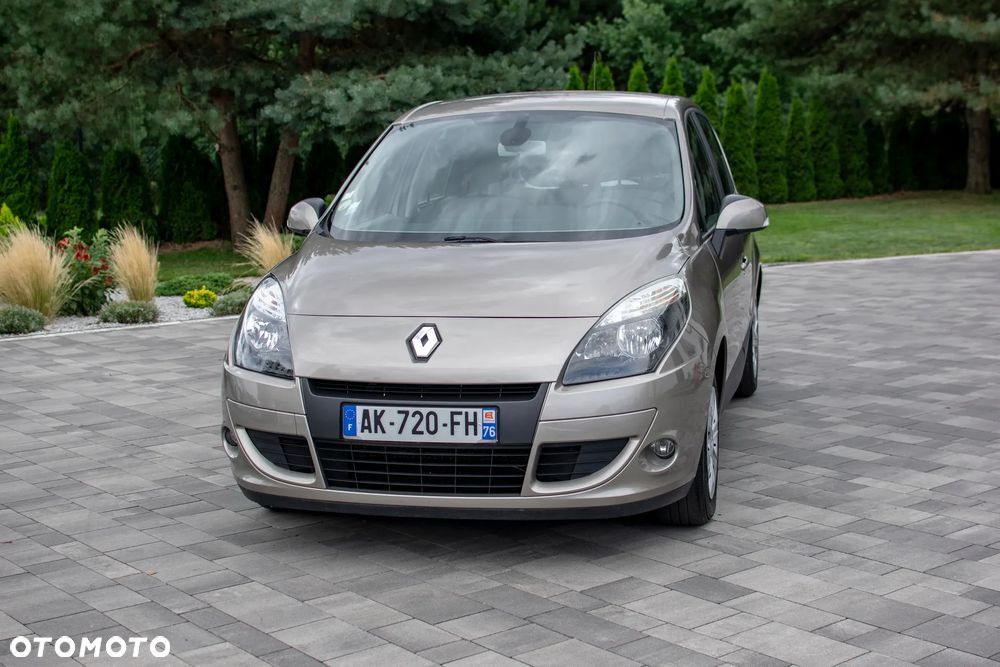 Renault Scenic - 8