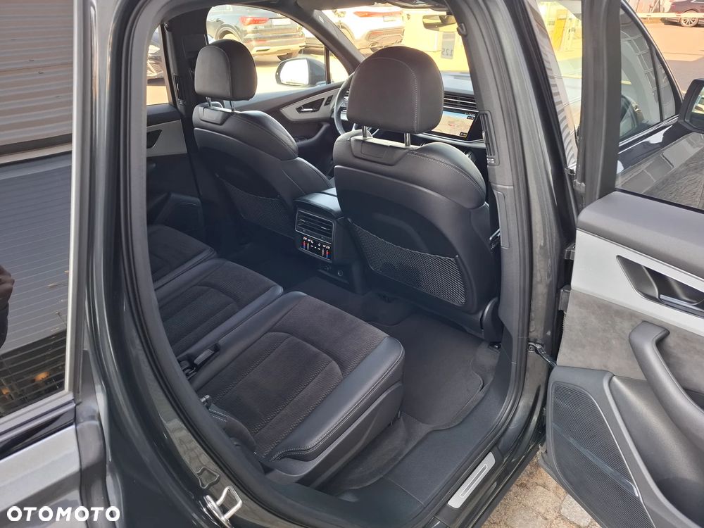 Audi Q7 50 TDI mHEV Quattro S Line Tiptr - 13