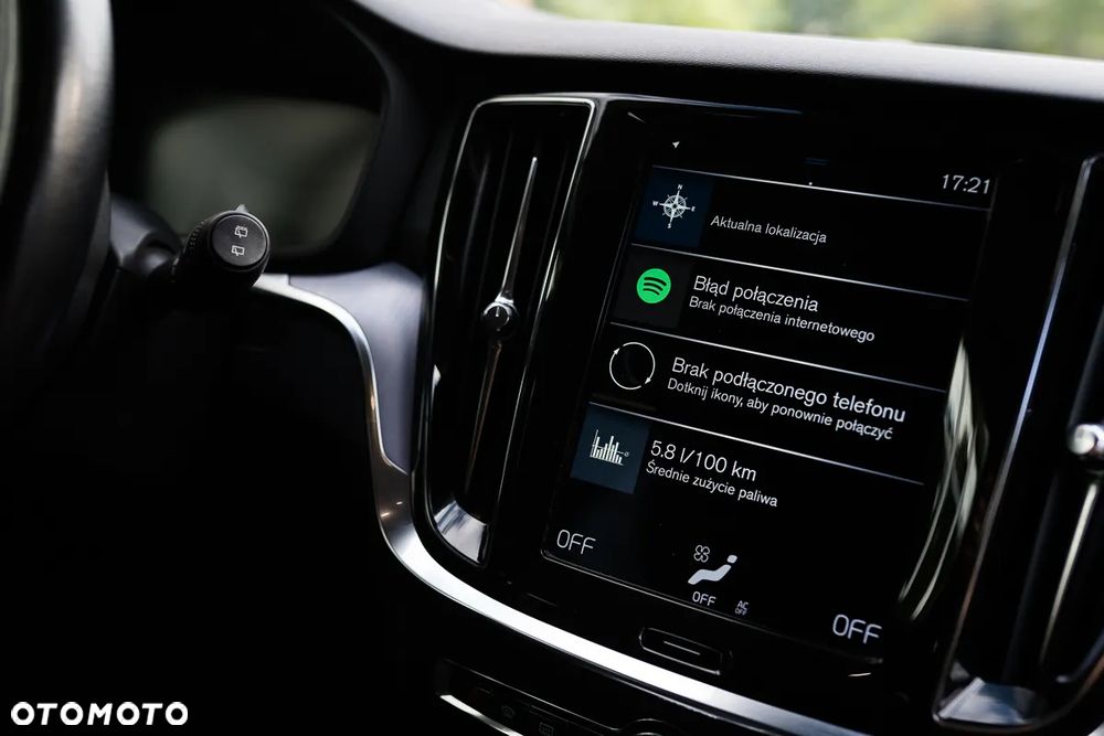 Volvo V60 D3 Momentum Pro - 17