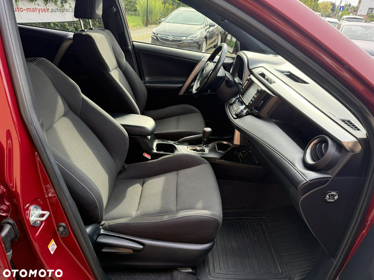Toyota RAV4 - 22