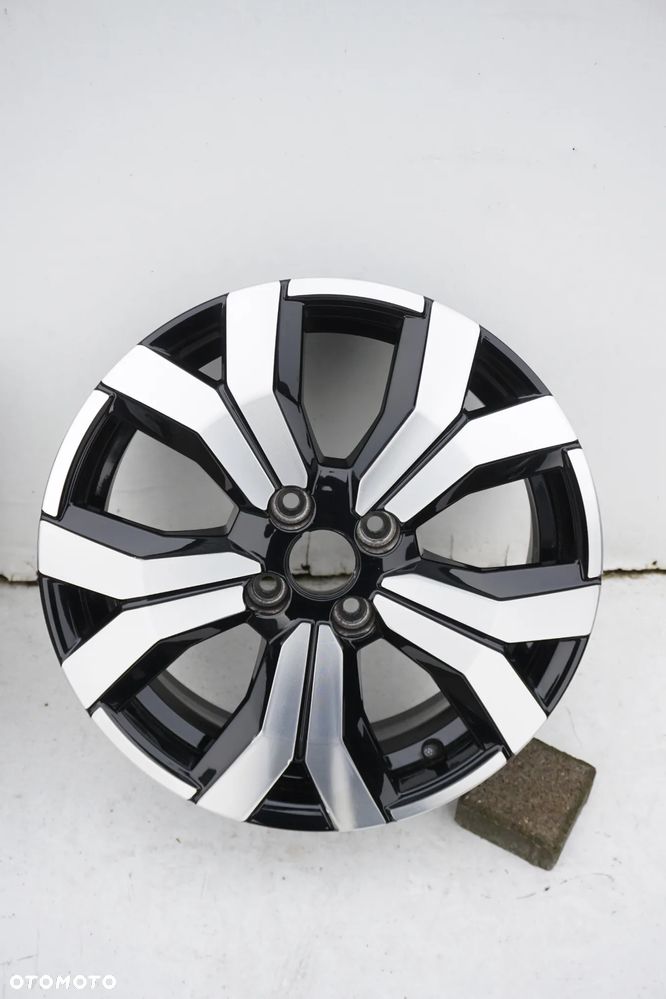 Renault 4x100 16 6,5J et45 403004026R stan bdb