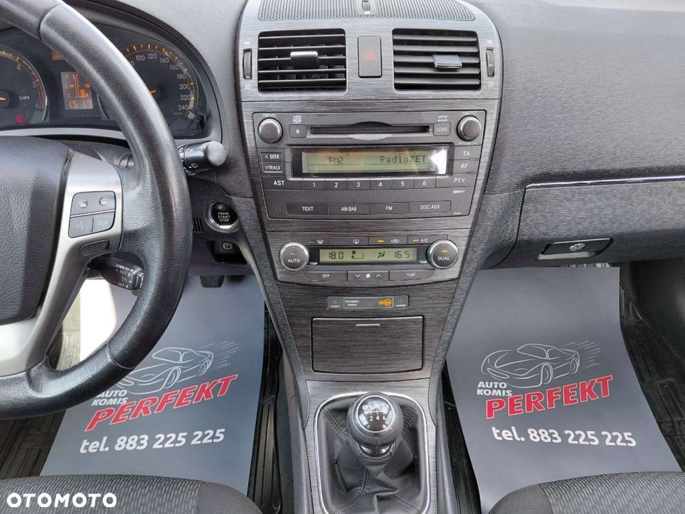 Toyota Avensis - 19