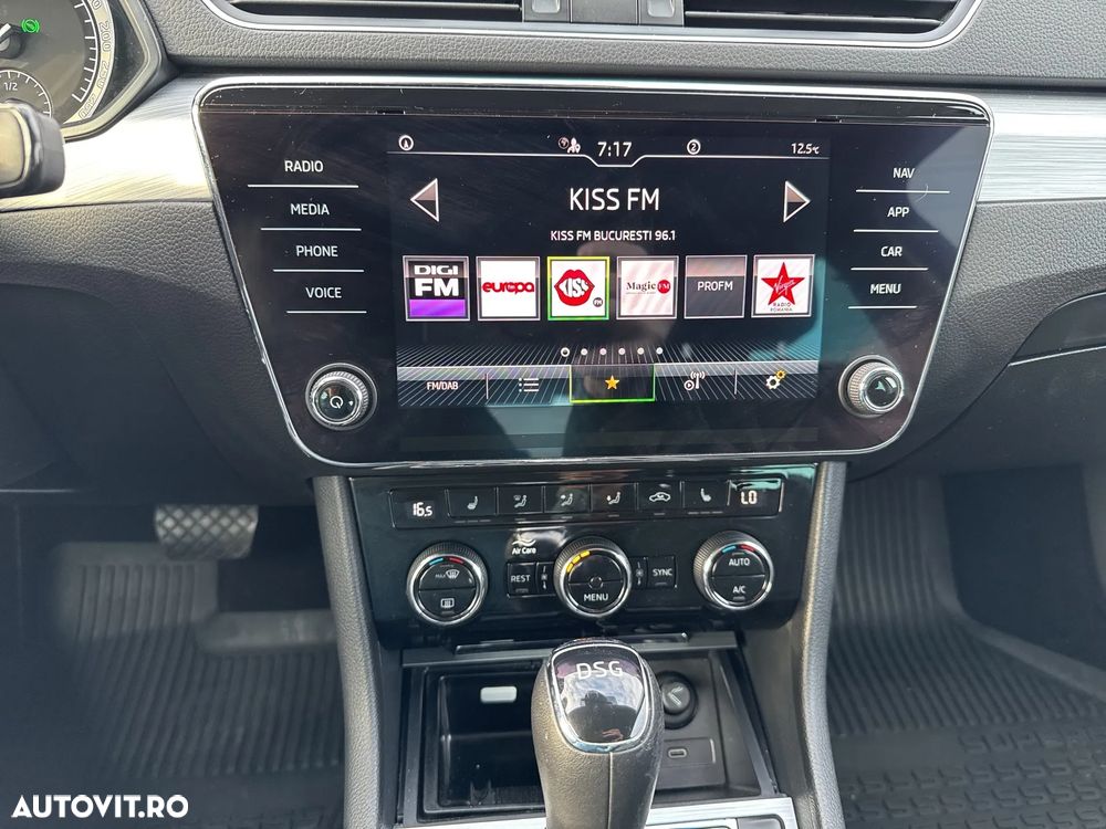 Skoda Superb 2.0 TDI DSG Ambition - 20