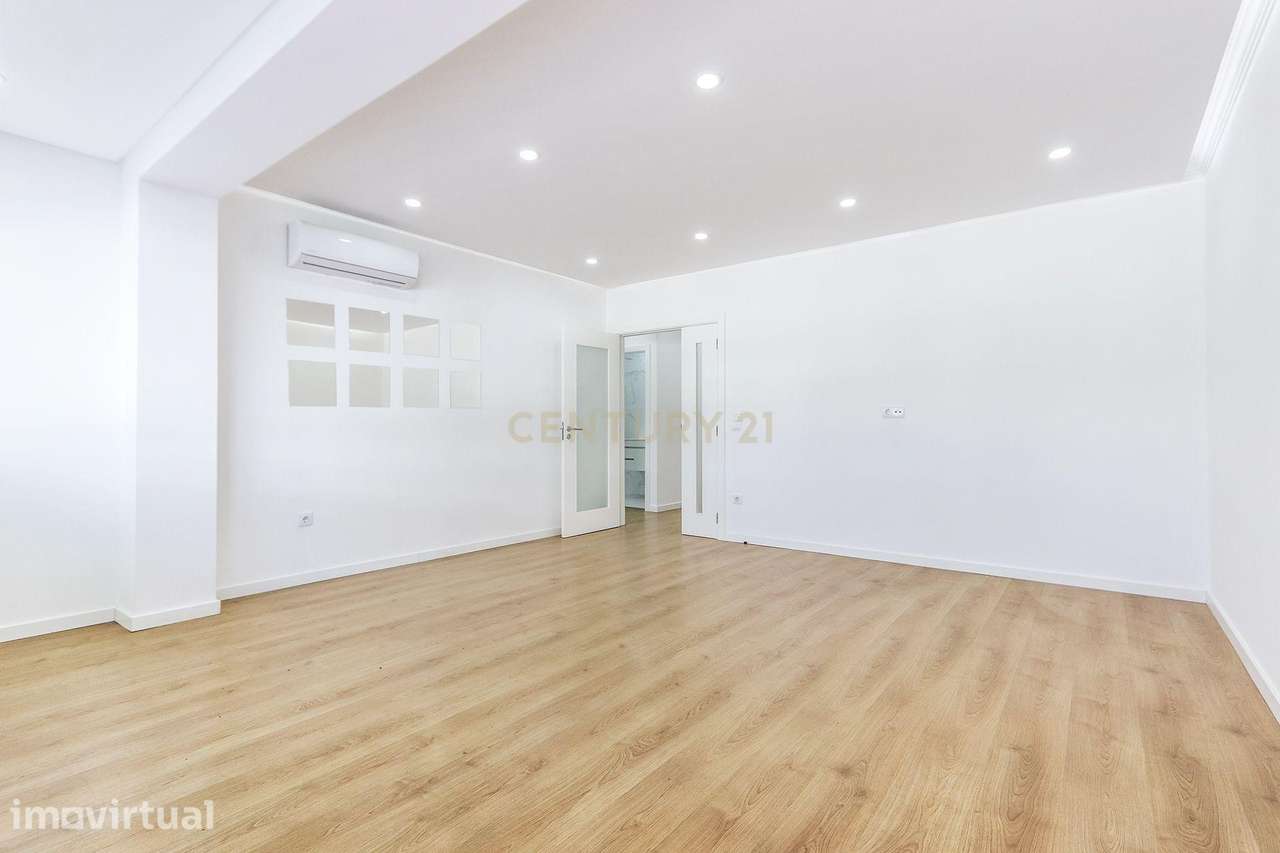 Apartamento T3 com 109 m² no Feijó – Almada - Grande imagem: 2/17