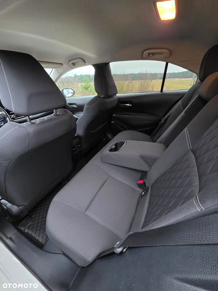 Toyota Corolla 1.8 Hybrid Comfort - 27