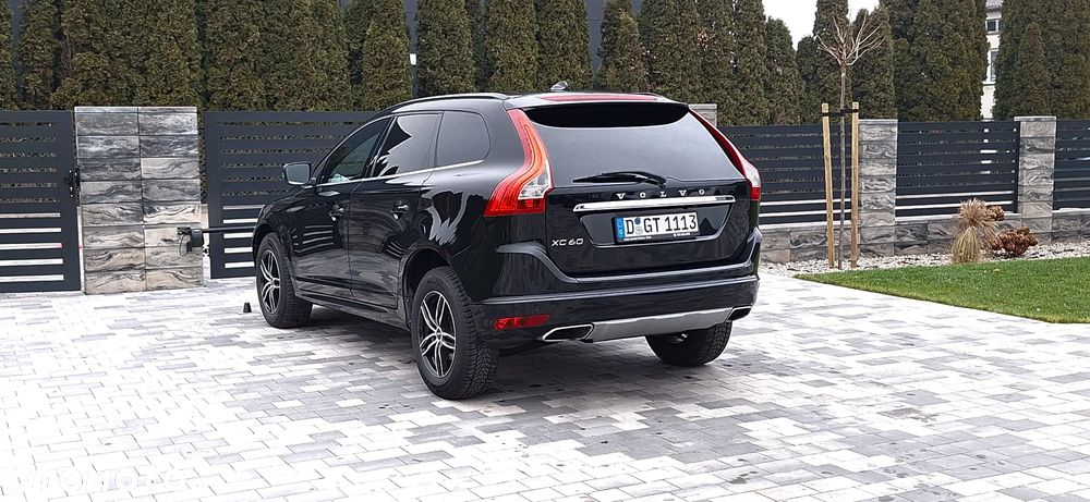 Volvo XC 60 D4 AWD Geartronic Momentum - 8