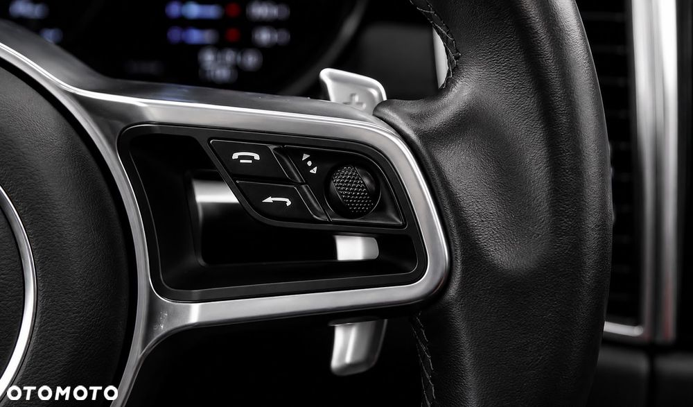 Porsche Macan Standard - 23