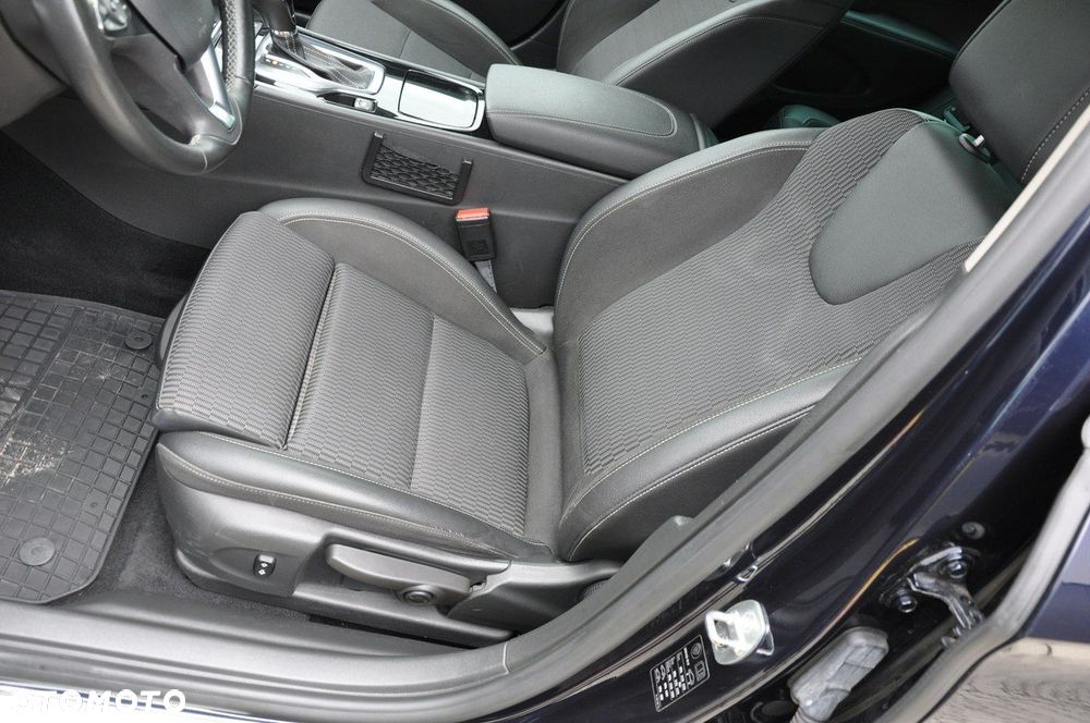 Opel Insignia 2.0 CDTI Exclusive S&S - 12