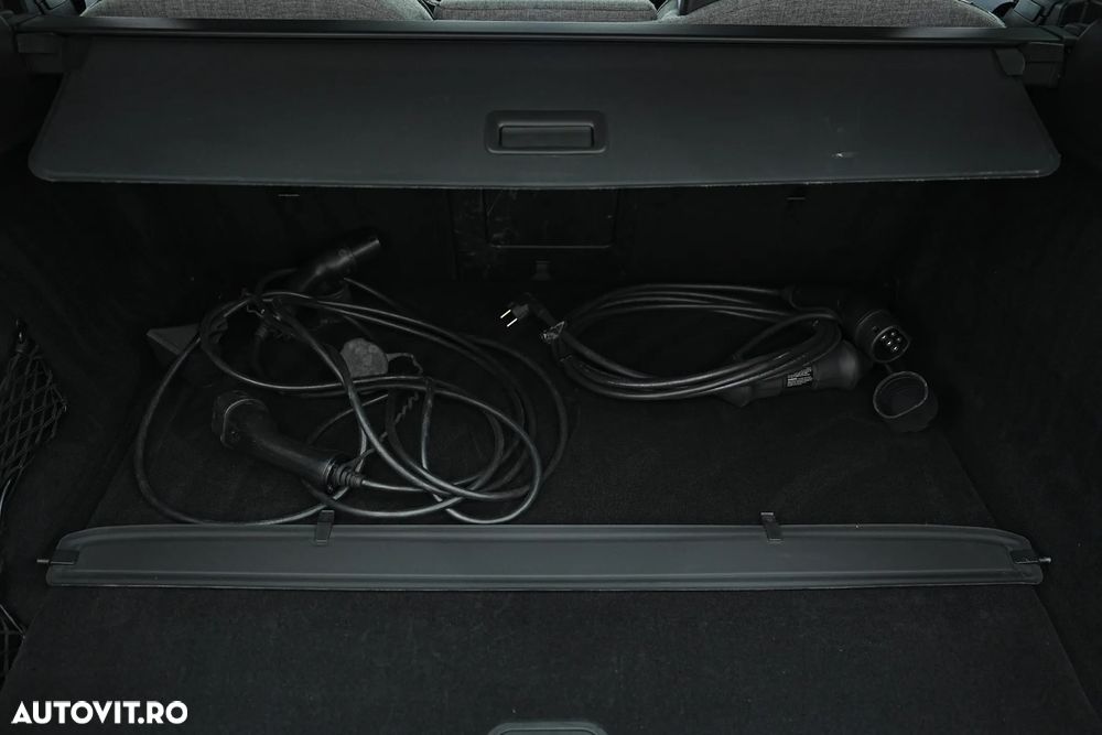Volvo XC 60 T8 AWD Recharge Geartronic Inscription - 39