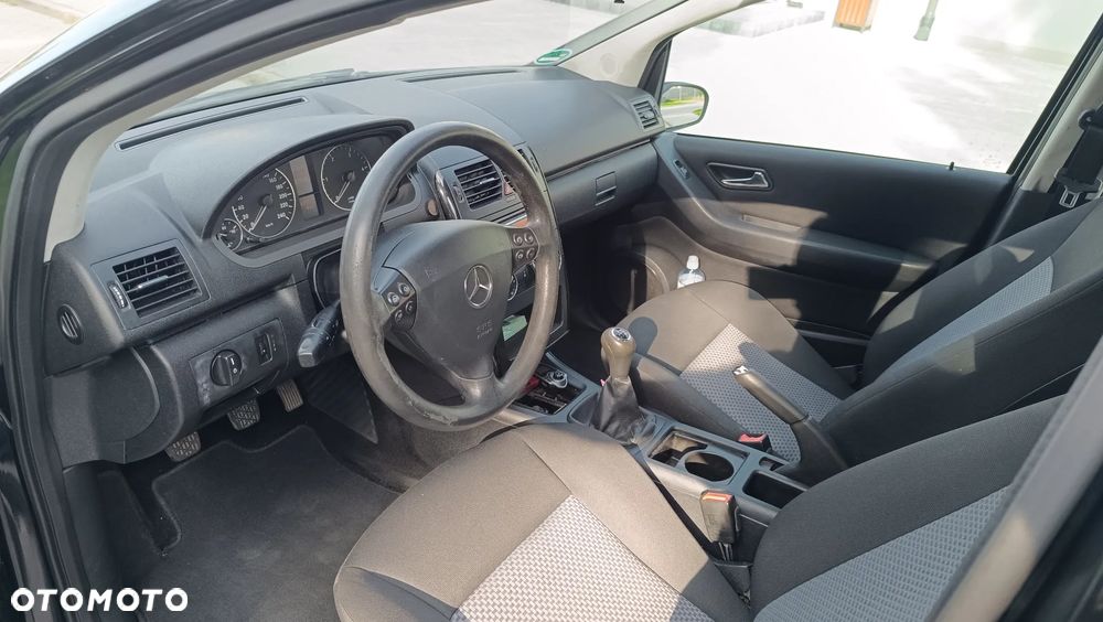 Mercedes-Benz Klasa A 180 CDI Elegance Edition 10 - 17