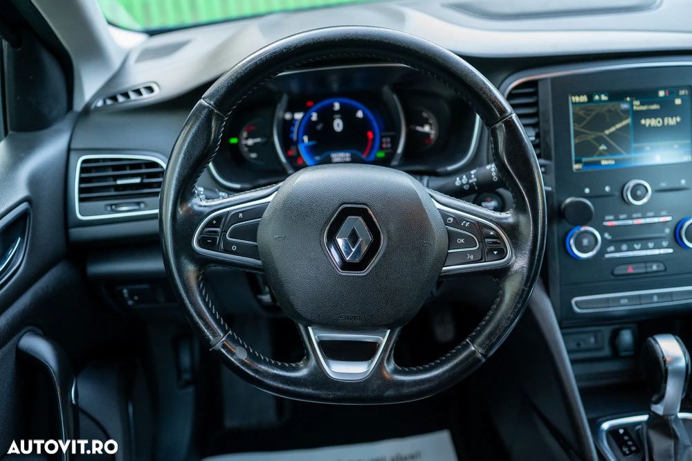 Renault Megane BLUE dCi 115 EDC BUSINESS EDITION - 26