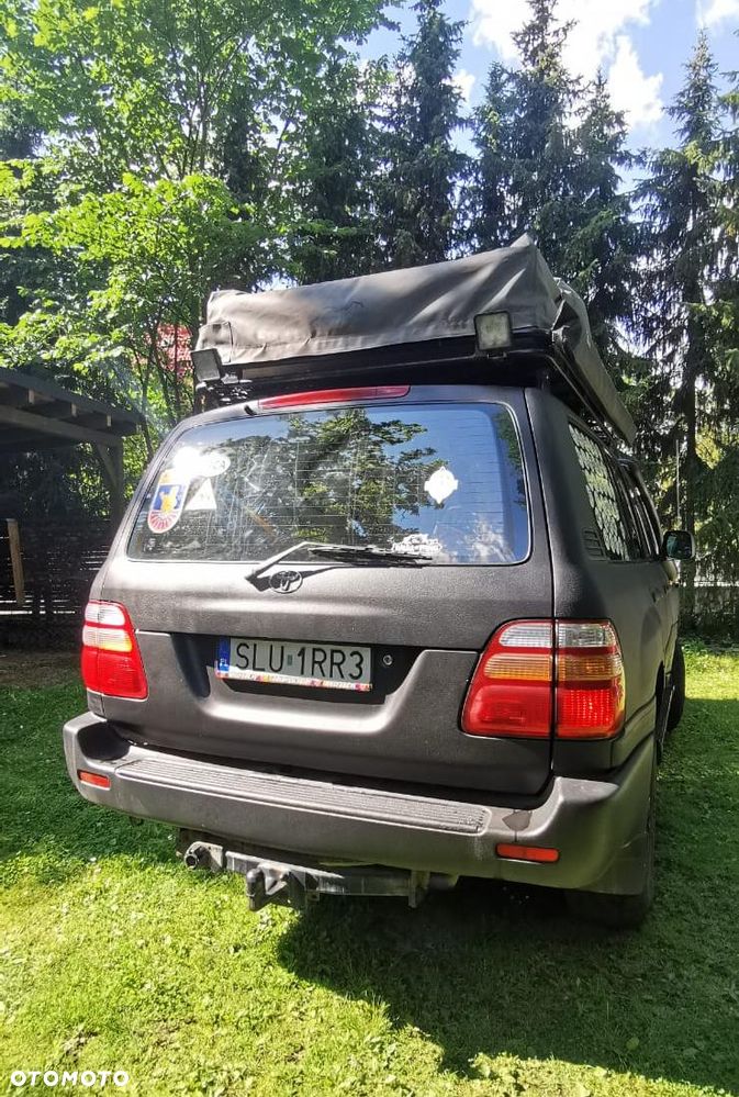 Toyota Land Cruiser 100 - 4