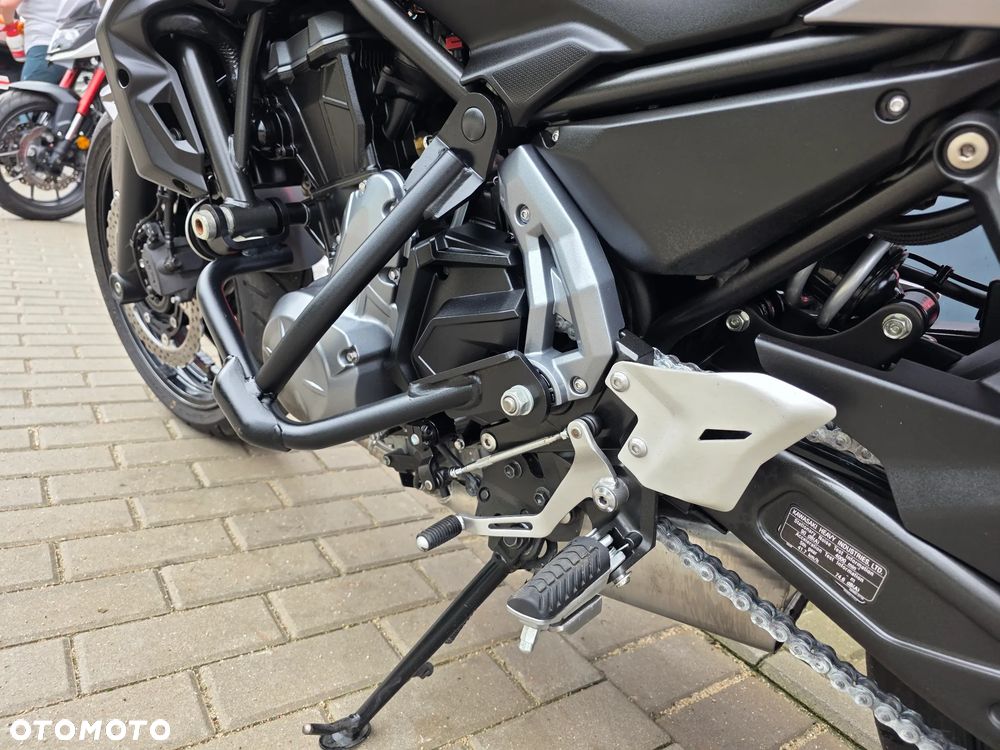 Kawasaki Z 650 - 10