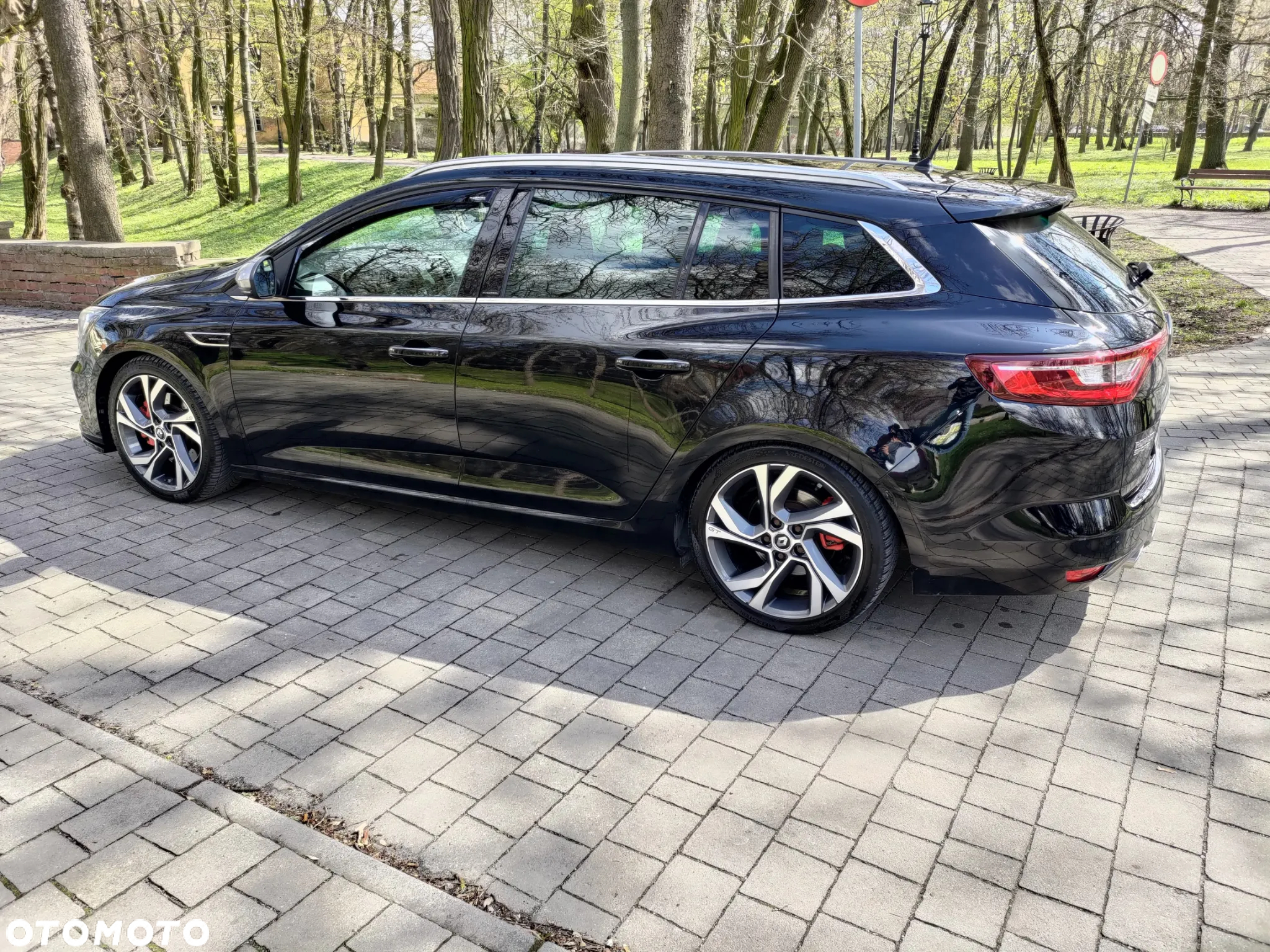 Renault Megane 1.6 dCi GT EDC - 8
