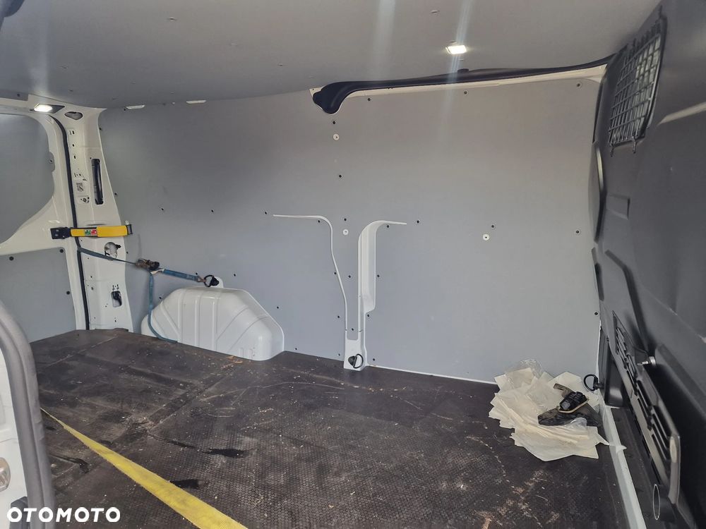 Ford Transit - 29