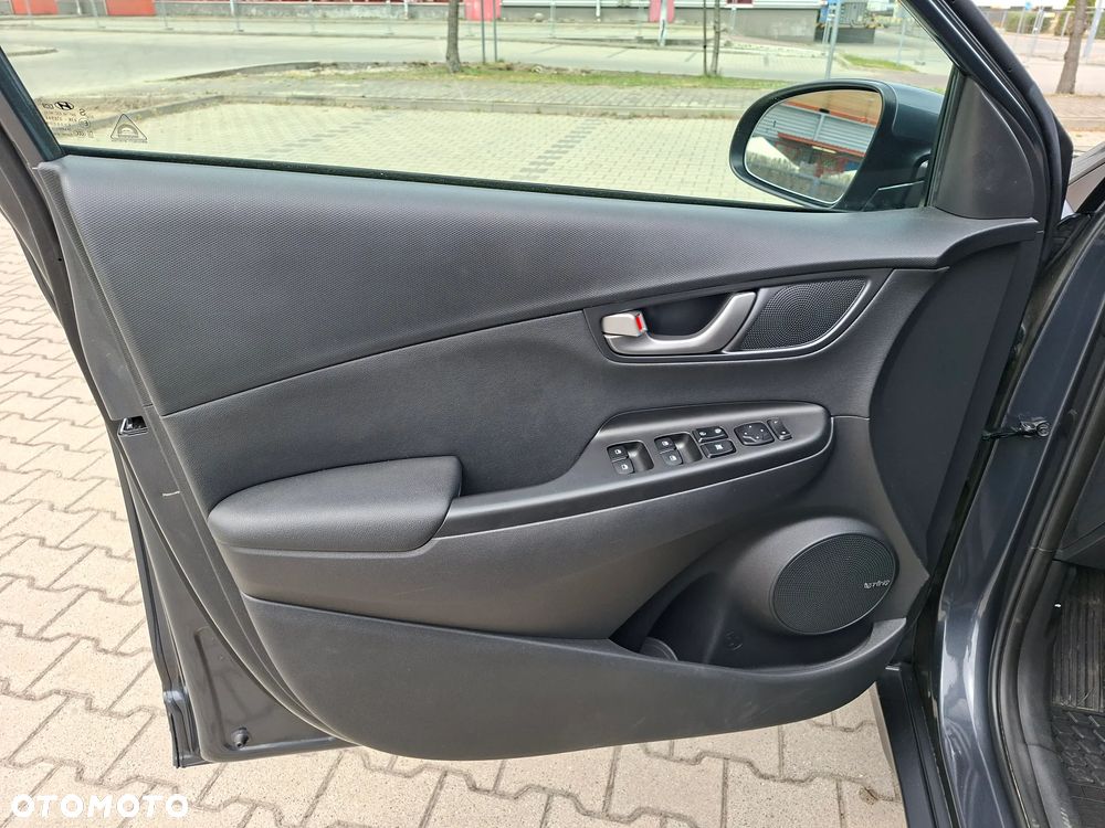 Hyundai Kona 1.6 T-GDI Premium DCT - 12