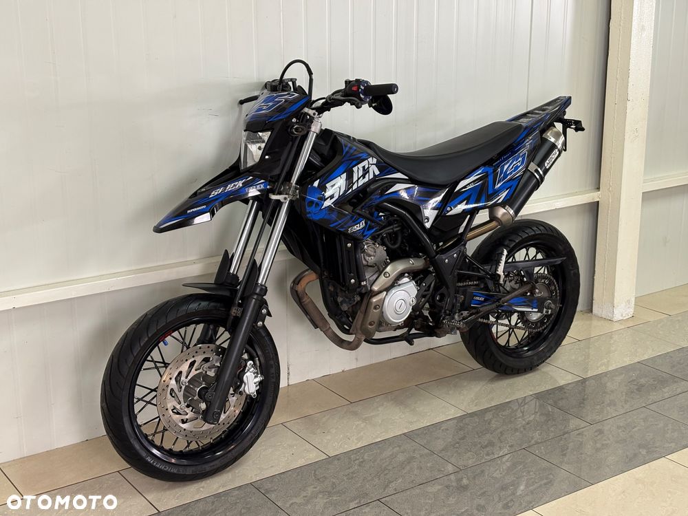 Yamaha WR - 5