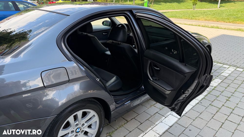BMW Seria 3 320d DPF Aut. Edition Fleet Exclusive - 10